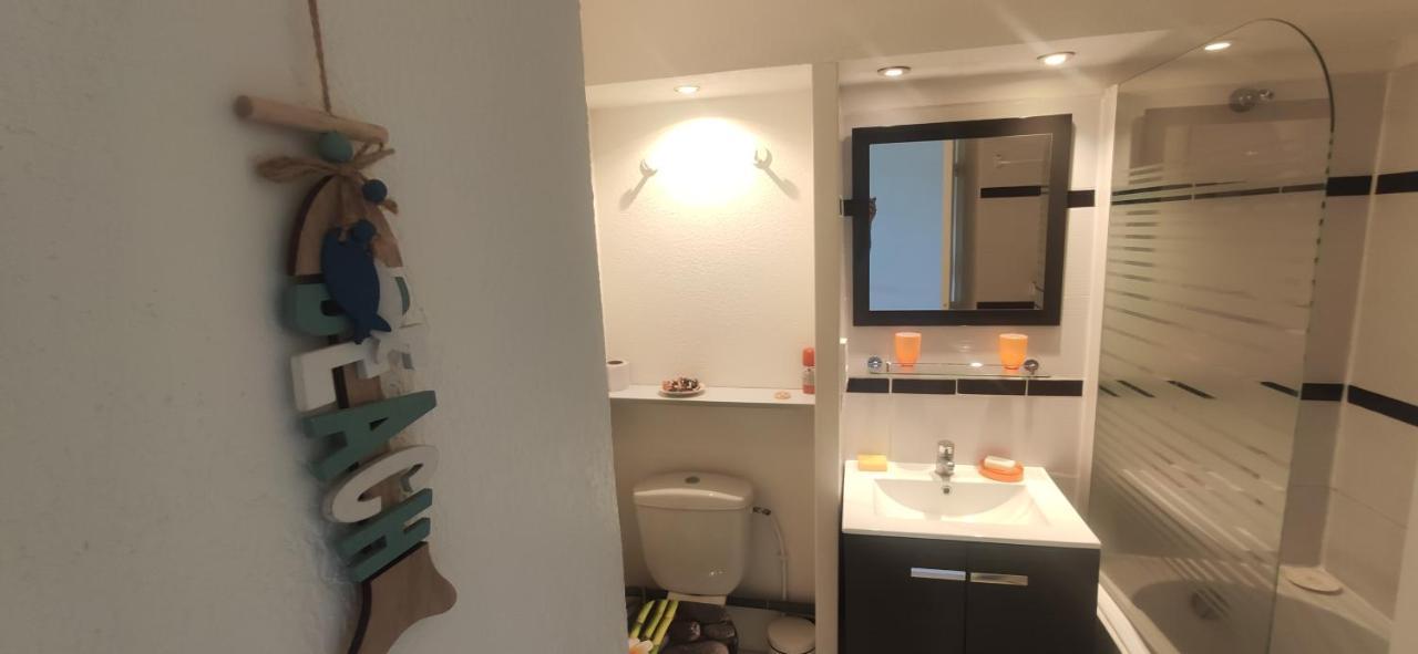 Agay Cap Esterel, Le Village Belvedere T2 Climatise Rez-De-Jardin, Vue Mer, Piscine Et Parking Inclus Saint-Raphaël Kültér fotó